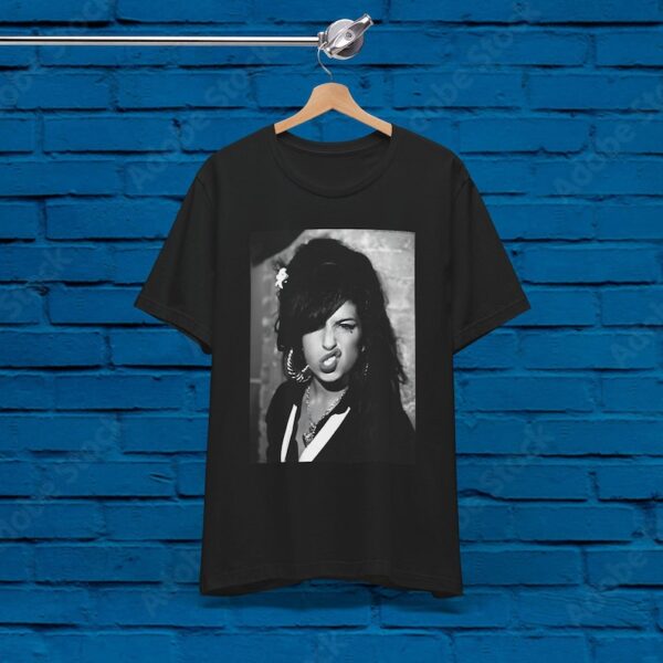 Feye Shop Amy Winehouse, Iconic! janet jackson, Prince, lauryn hill, ariana, gaga, arctic monkey, mazzy star,britney, aguilera, sade, mos def, fugees