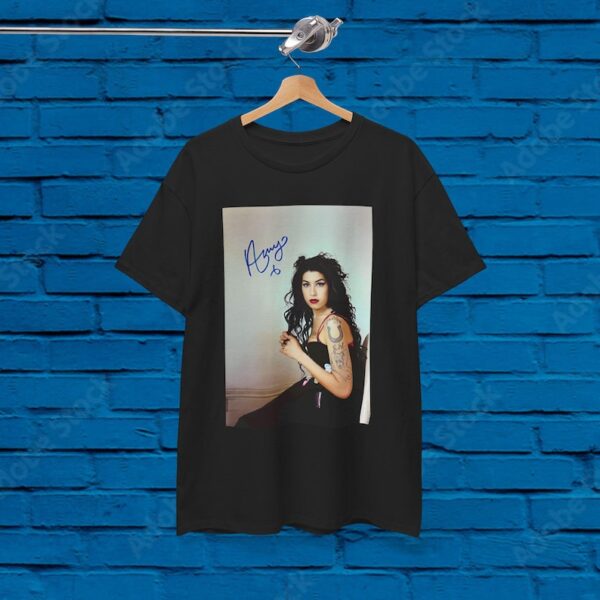 Feye Shop Amy Winehouse, Real Signed Poster! Janet Jackson, badu, usher, stevie wonder, missy elliott, sade, whitney, swv, katy perry, britney, gaga